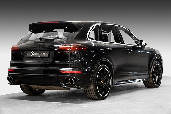 Porsche Cayenne GTS 5 of 30