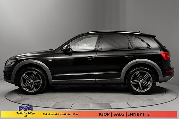 Audi Q5 2 of 29