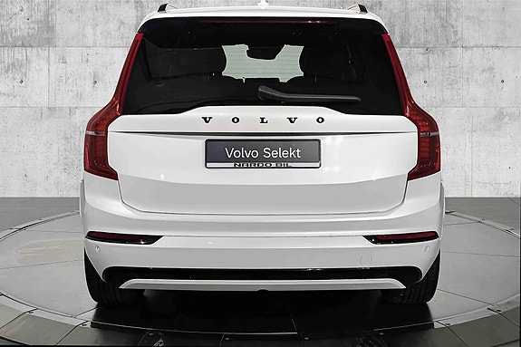 Volvo XC90 7 of 30