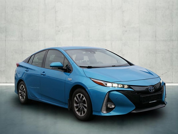 Toyota Prius 7 of 24