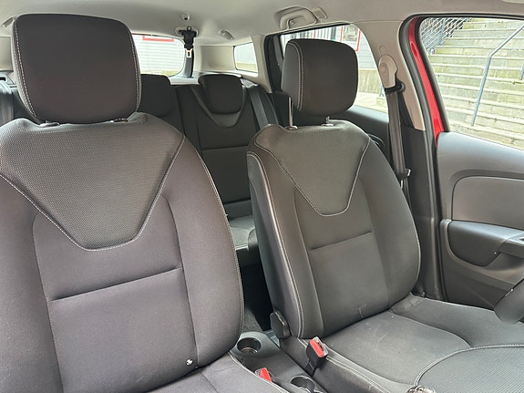 Renault Clio IV 12 of 19