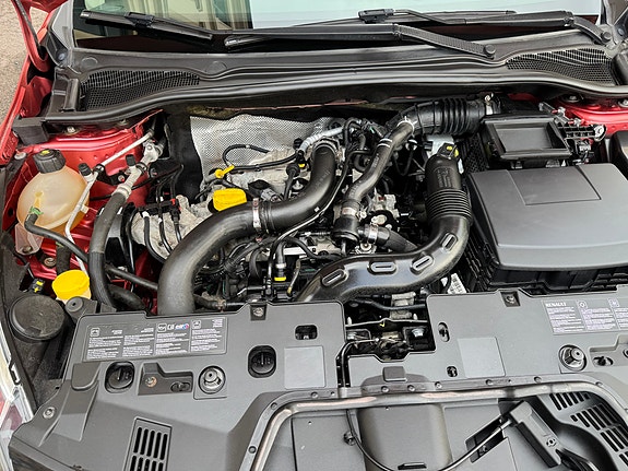 Renault Clio IV 5 of 19