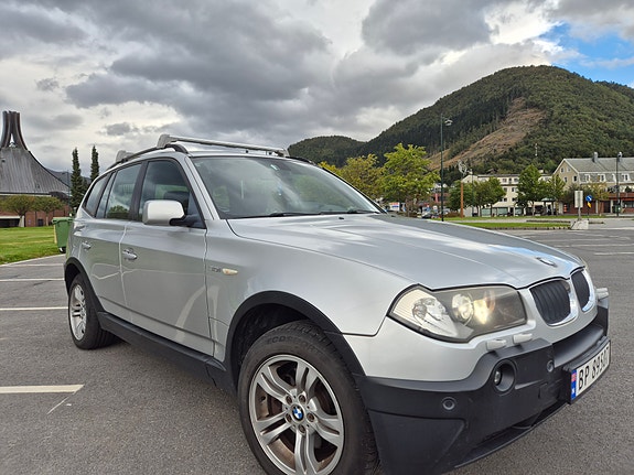BMW X3 3 of 21