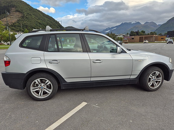 BMW X3 4 of 21