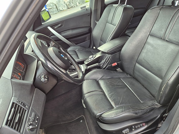 BMW X3 9 of 21
