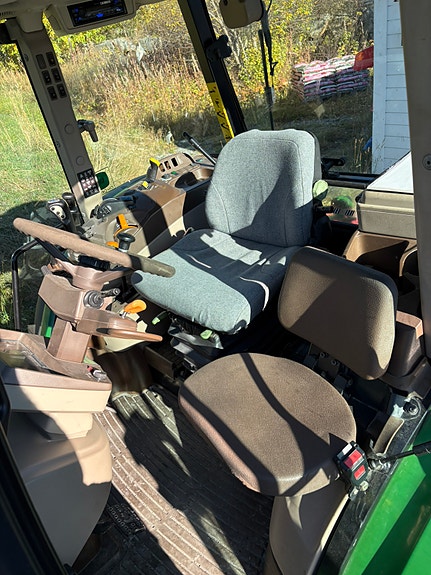 John Deere 5720 8 of 16
