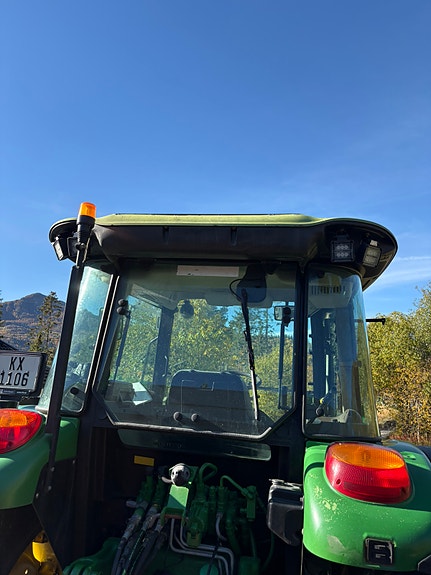 John Deere 5720 4 of 16