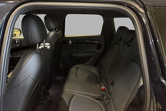 MINI Countryman Cooper SE 25 of 28