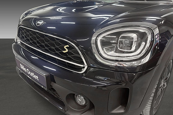 MINI Countryman Cooper SE 27 of 28