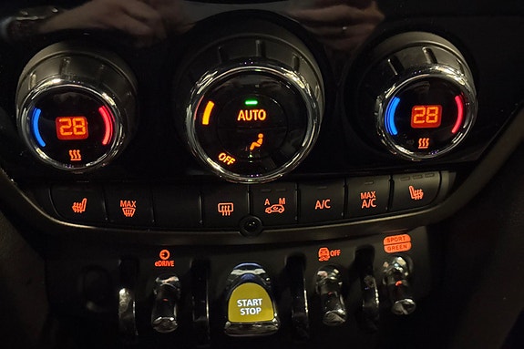 MINI Countryman Cooper SE 15 of 28