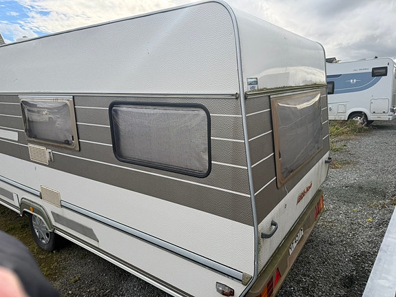 Hymer Nova C 9 of 11