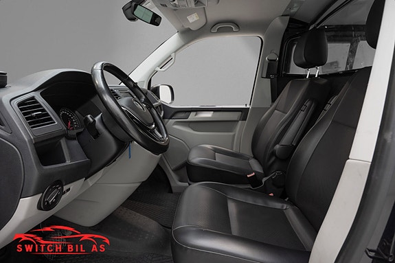 Volkswagen Transporter 10 of 23