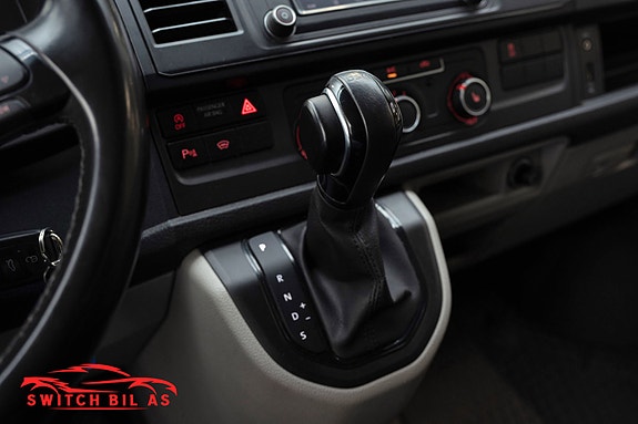 Volkswagen Transporter 13 of 23