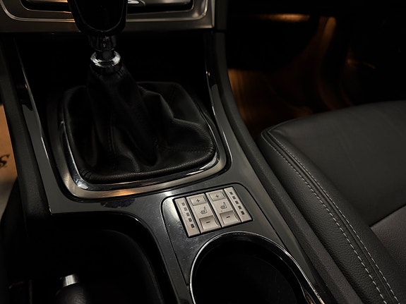 Ford Mondeo 23 of 26