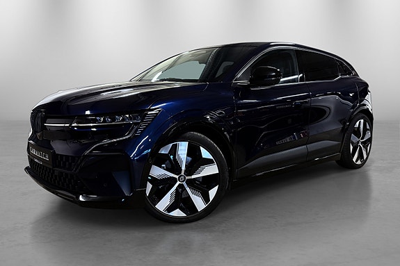 Renault Megane E-Tech 17 of 30