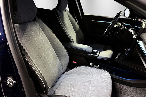 Renault Megane E-Tech 26 of 30