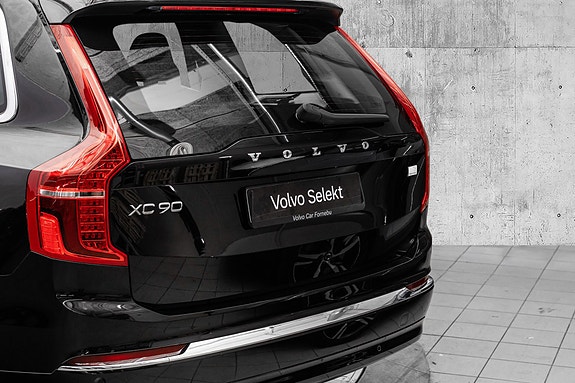 Volvo XC90 6 of 30