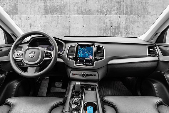 Volvo XC90 23 of 30