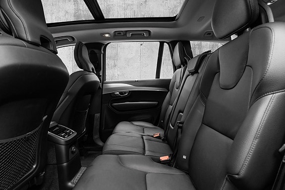 Volvo XC90 22 of 30