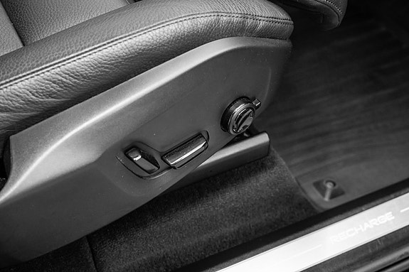 Volvo XC90 28 of 30
