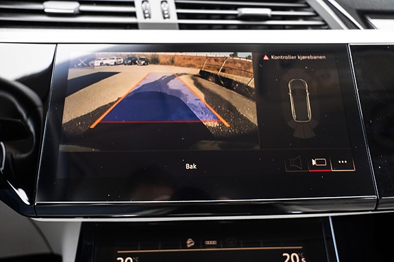 Audi e-tron 15 of 30