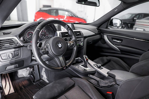 BMW 320d 12 of 30