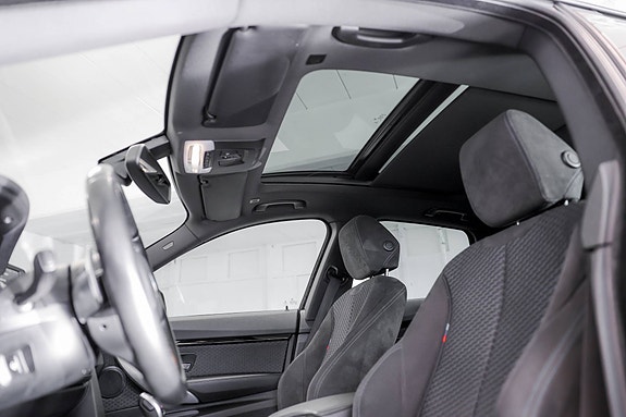 BMW 320d 14 of 30