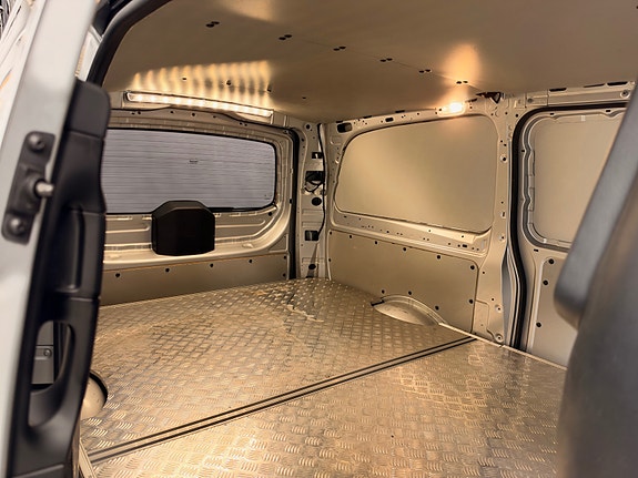Mercedes-Benz Vito 116 17 of 30