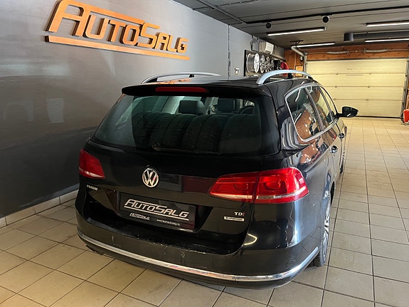 Volkswagen Passat 8 of 27