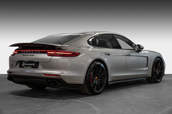 Porsche Panamera Turbo 6 of 30