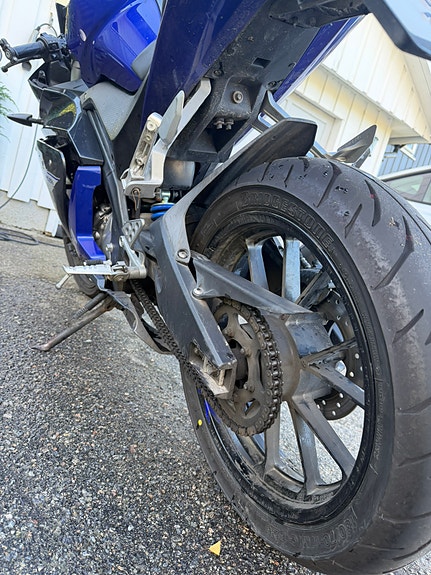 Yamaha YZF-R 125 6 of 9