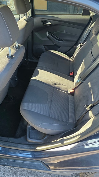 Ford Focus 11 of 23
