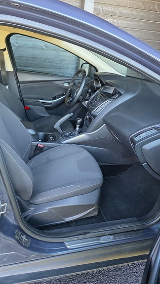 Ford Focus 10 of 23