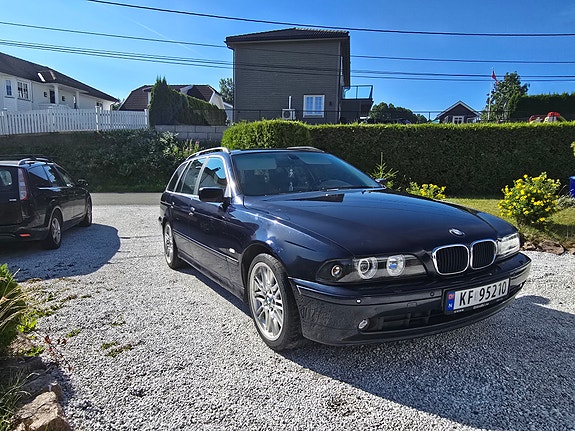 BMW 530i 8 of 12