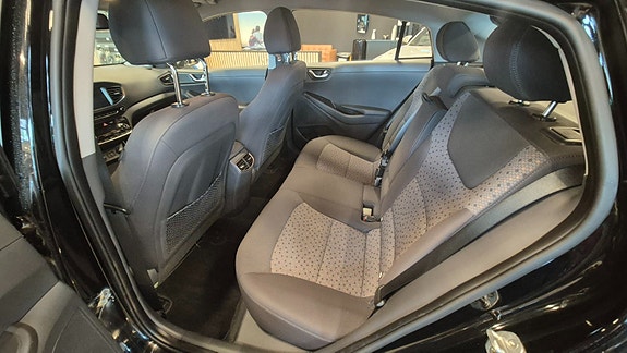 Hyundai IONIQ 20 of 22