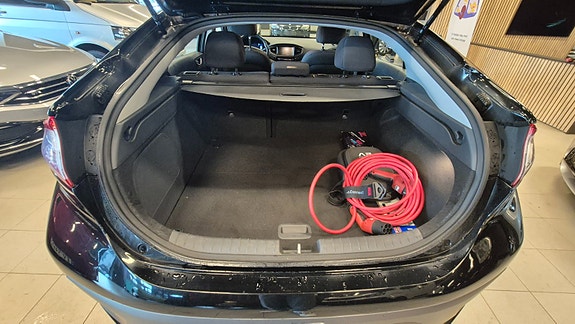Hyundai IONIQ 21 of 22
