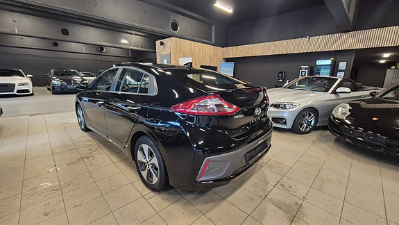 Hyundai IONIQ 9 of 22