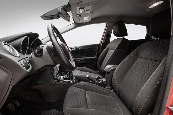 Ford Fiesta 11 of 23