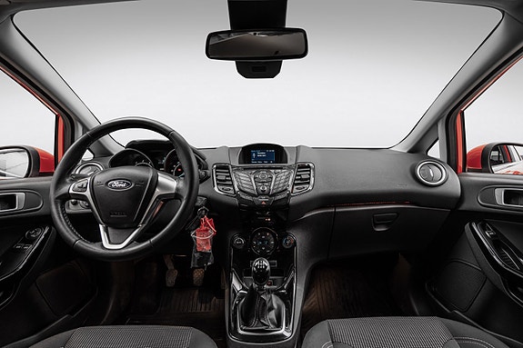 Ford Fiesta 17 of 23