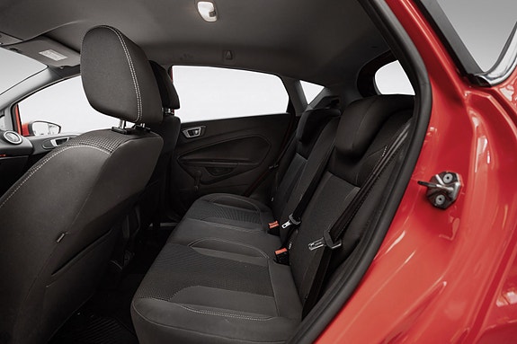 Ford Fiesta 16 of 23