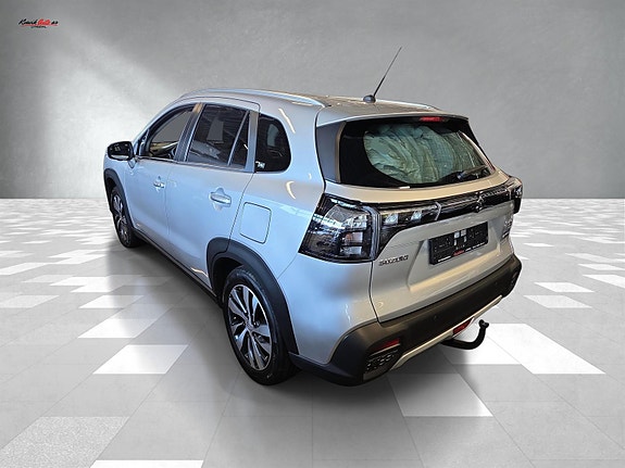 Suzuki SX4 S-Cross 4 of 11