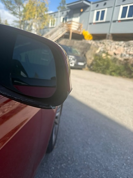 Tesla Model S 15 of 17