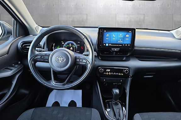 Toyota Yaris 10 of 20