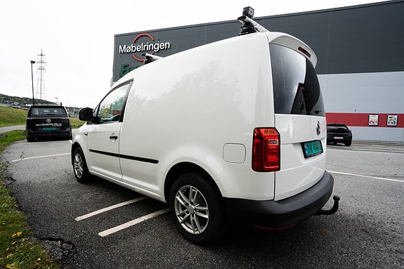 Volkswagen Caddy 12 of 30