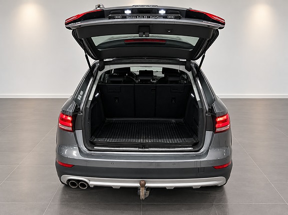 Audi A4 allroad 7 of 7