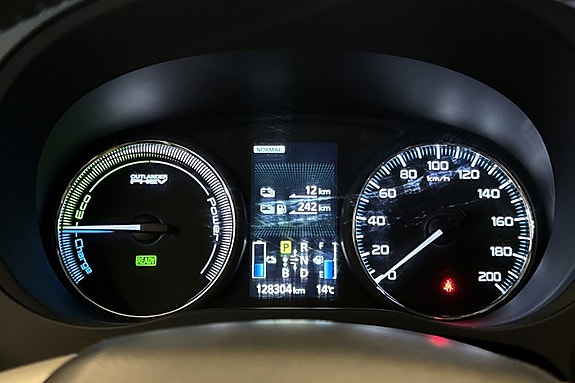 Mitsubishi Outlander 22 of 30