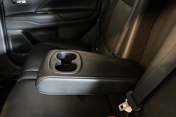 Mitsubishi Outlander 29 of 30