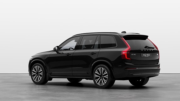 Volvo XC90 4 of 28