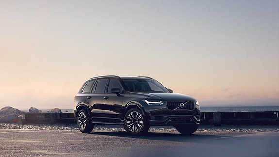 Volvo XC90 7 of 28