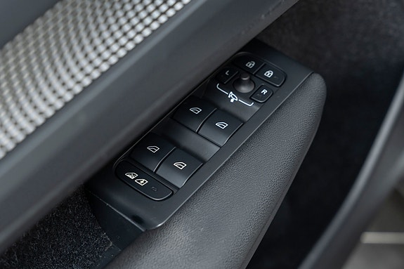 Volvo XC40 20 of 30